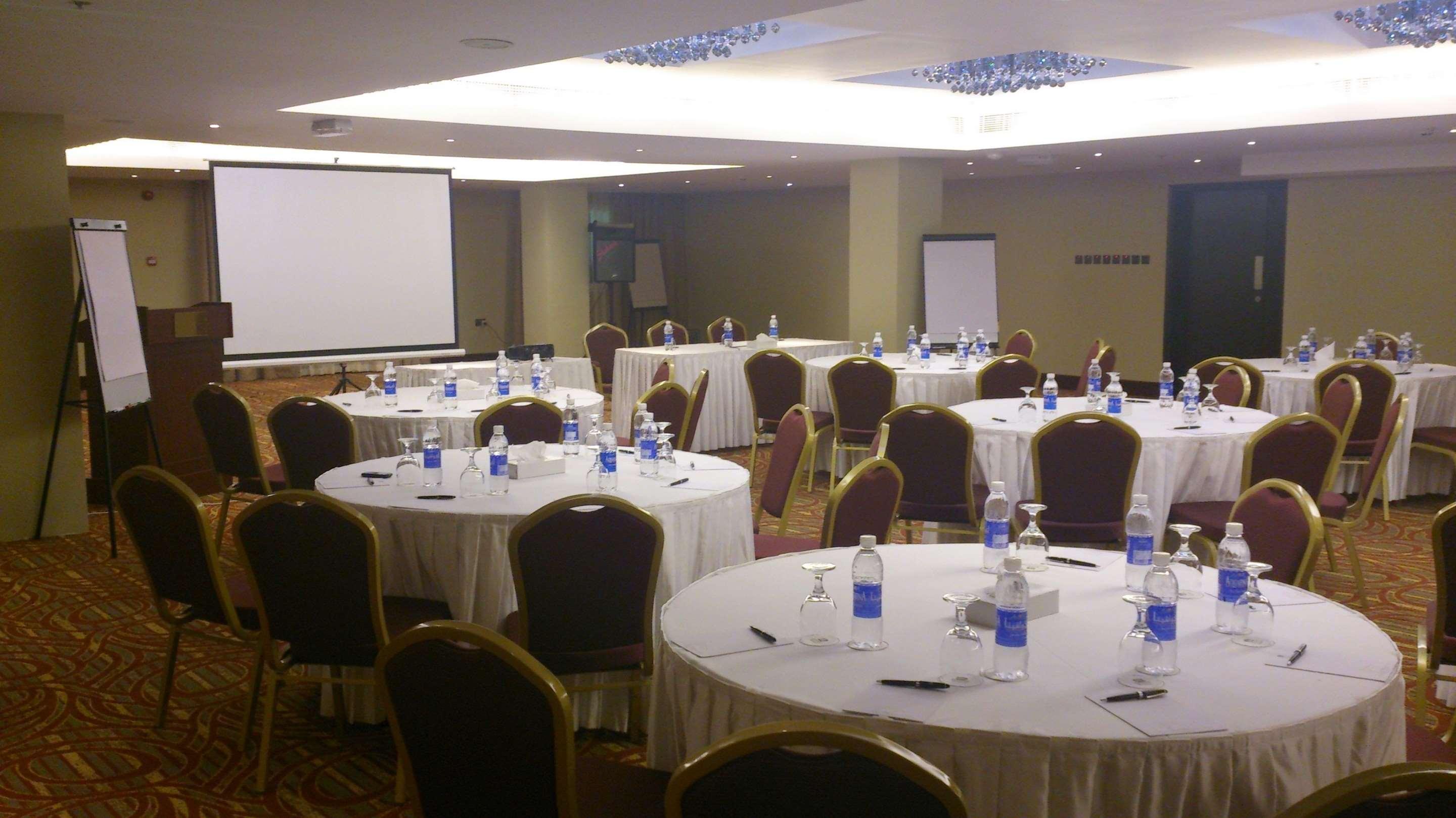 Western Premier Hotell 4*